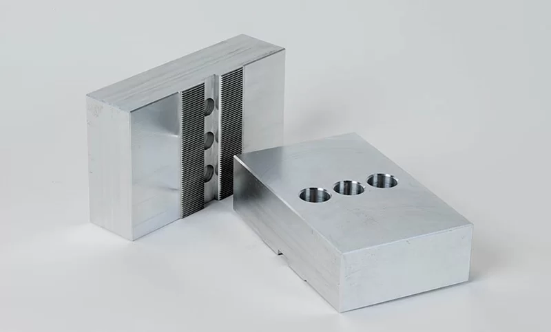 Aluminum 6 (150mm) Machinable Self-Centering Hydraulic Vise Jaws - Haas 8 (200mm) Chuck Vise