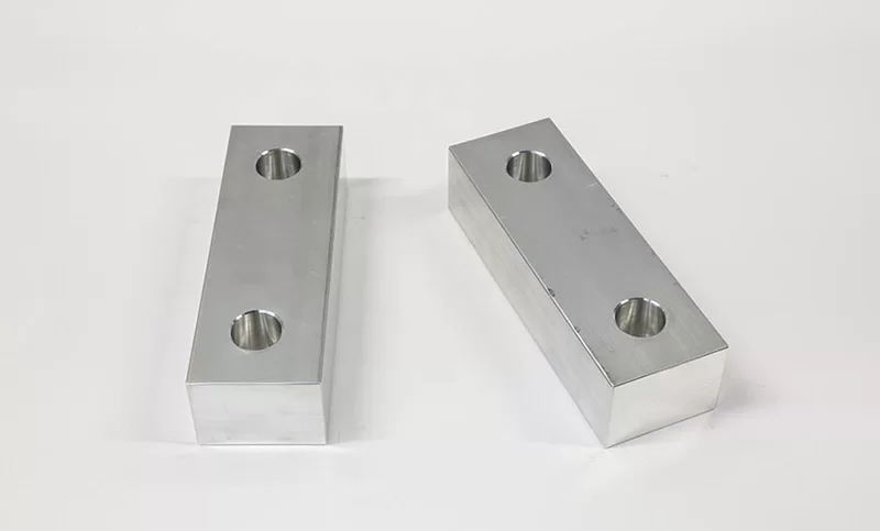 Aluminum 6 (150mm) x 1-12 (38mm) Machinable Vise Jaws