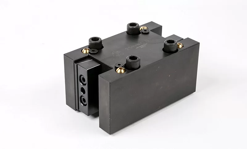 BMT65, 25mm Twin Turning Holder